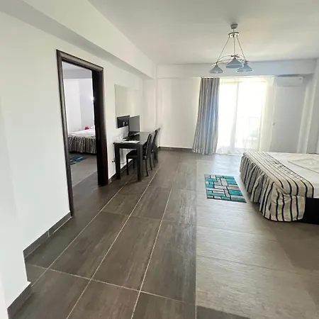 Edmond Otel 3*