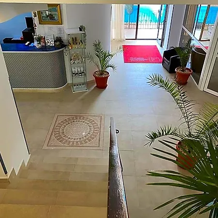 Hotel Edmond 3*