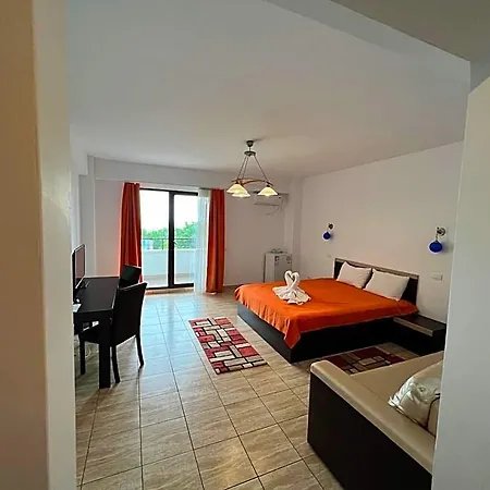 Hotel Edmond 3*