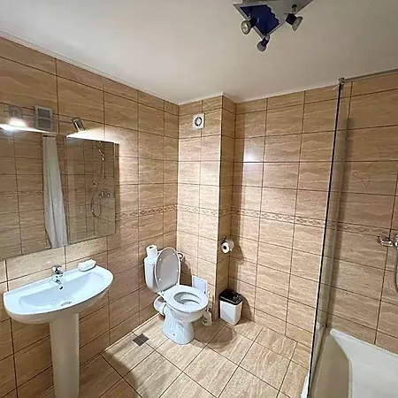 Edmond Hotel 3*